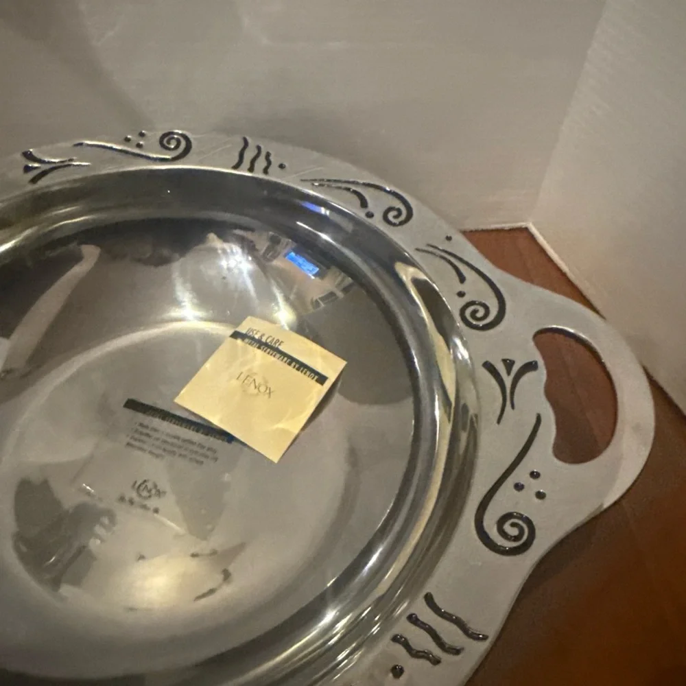 Lenox Spyro Metal Serveware Handle Pasta Bowl W/ Serving Spoon